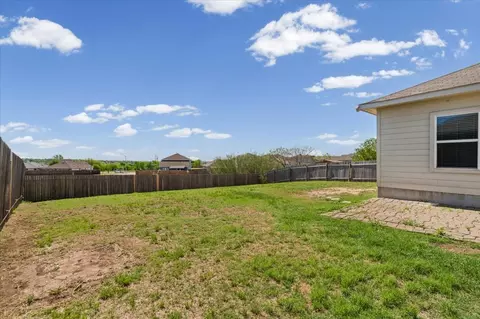 Exterior - 312 Waterloo Dr, Kyle, TX 78640 photo 4 of 4