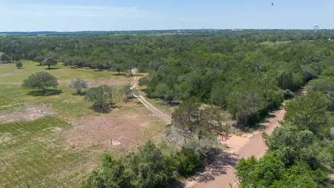 2088 Baca Loop, Flatonia, TX 78941 photo 14
