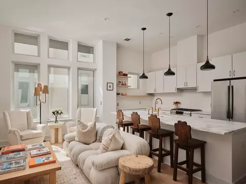 2300 Enfield Rd #306, Austin, TX 78703