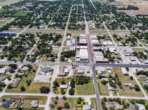 311 E Clark St, Bartlett, TX 76511 photo 17