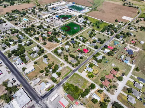 311 E Clark St, Bartlett, TX 76511 photo 16