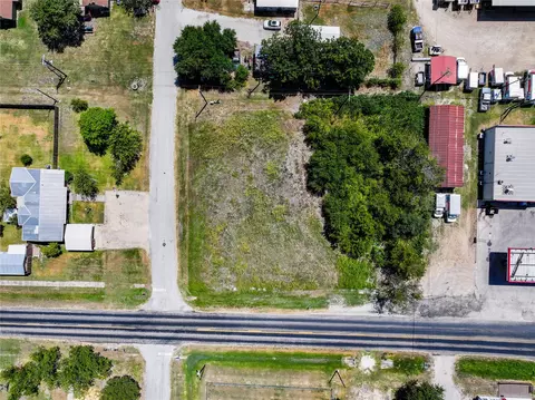 311 E Clark St, Bartlett, TX 76511 photo 10