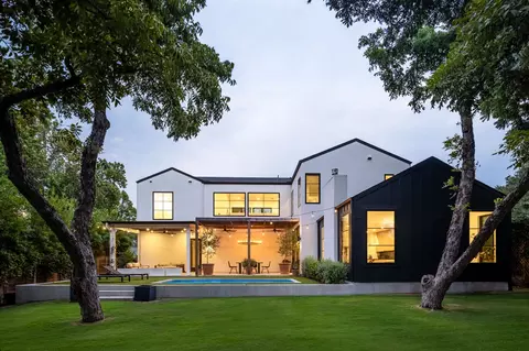 907 Karen, Austin, TX 78757