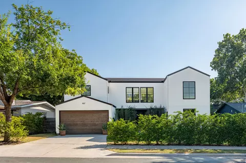 907 Karen, Austin, TX 78757