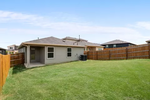 Exterior - 508 Gladiola Loop, Kyle, TX 78640 photo 3 of 4