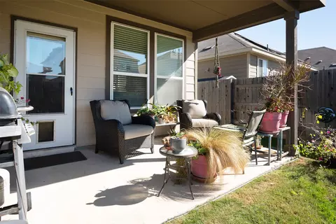 Exterior - 137 Big Leaf Dr, Buda, TX 78610 photo 2 of 8