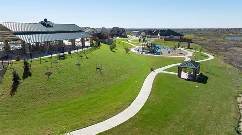 View/Area - 137 Big Leaf Dr, Buda, TX 78610 photo 2 of 2