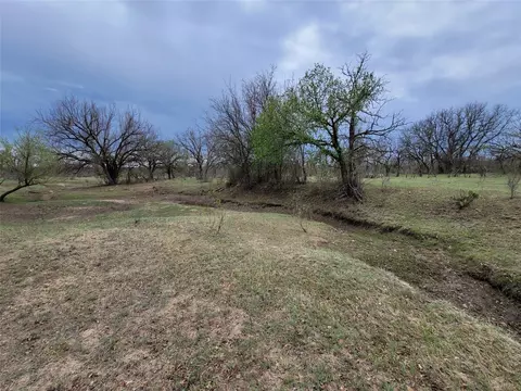 293 Threadgill Ln, Valley Spring, TX 76885 photo 7