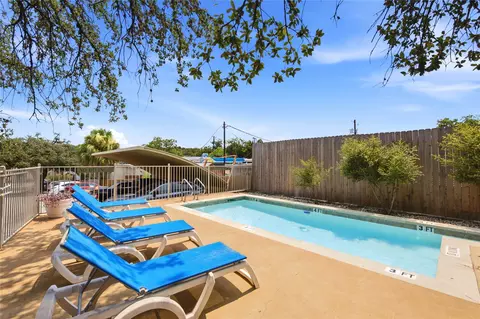 Exterior - 2302 E Side Dr #11, Austin, TX 78704 photo 2 of 11