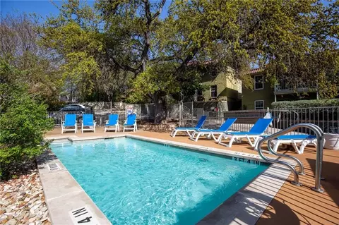 Exterior - 2302 E Side Dr #11, Austin, TX 78704 photo 3 of 11