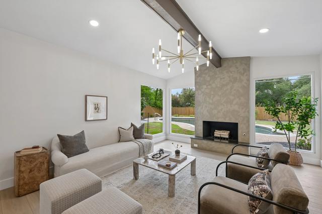 11809 Charing Cross Rd, Austin, TX 78759