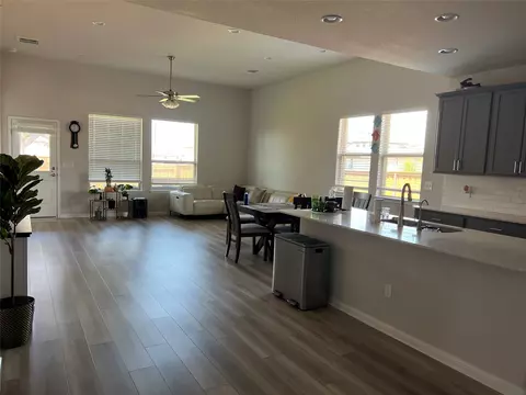 100 Petersburg St, Leander, TX 78641