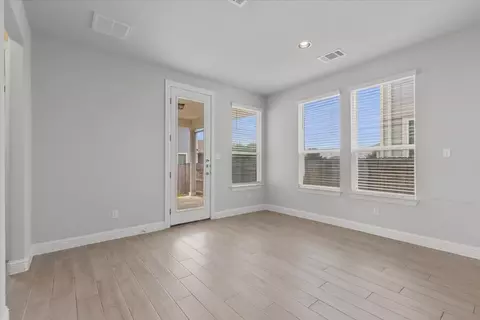 Living - 101 Free Stone Dr, Georgetown, TX 78628 photo 3 of 4