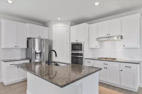 Kitchen - 101 Free Stone Dr, Georgetown, TX 78628 photo 3 of 4
