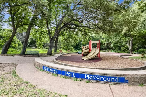 Other - 2425 Ashdale Dr #32, Austin, TX 78757 photo 4 of 4