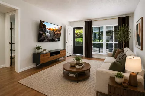 Living - 2425 Ashdale Dr #32, Austin, TX 78757 photo 2 of 2