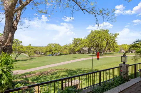 6 Links Ct, Lakeway, TX 78738