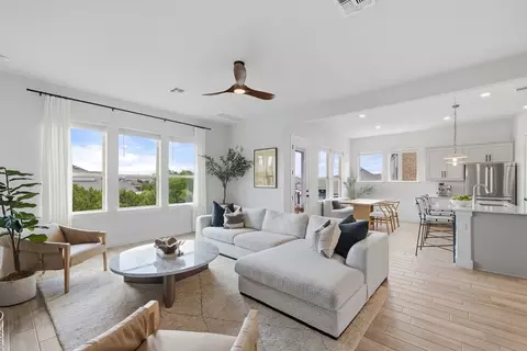 6320 Empresa Dr, Austin, TX 78738