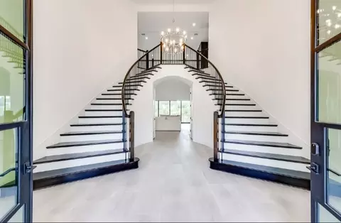 2349 Bel Paese Bnd, Leander, TX 78641