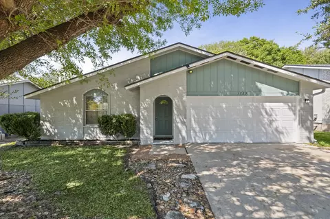 1729 Cricket Hollow Dr, Austin, TX 78758