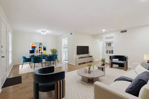 2401 Leon St #210, Austin, TX 78705