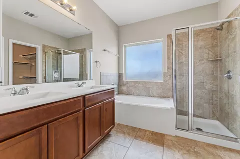 Bath - 10217 Pinnacle Crest Loop, Austin, TX 78747 photo 1 of 2