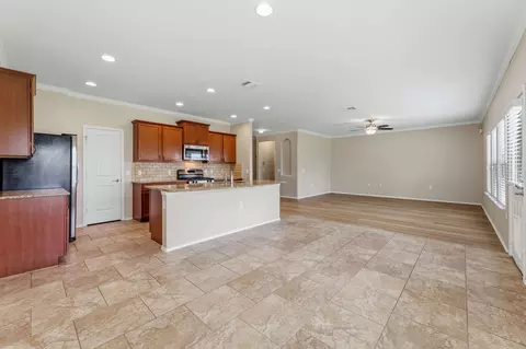 Living - 10217 Pinnacle Crest Loop, Austin, TX 78747 photo 8 of 10