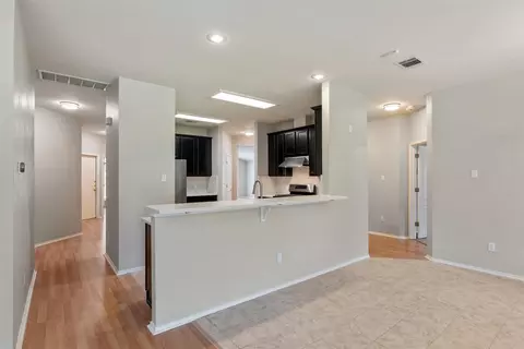 Entry Way - 4725 Tello Path, Austin, TX 78749 photo 2 of 3