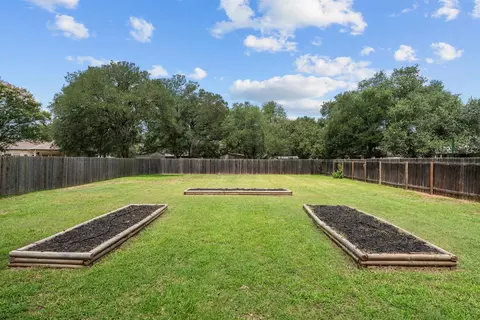 Exterior - 4725 Tello Path, Austin, TX 78749 photo 3 of 7
