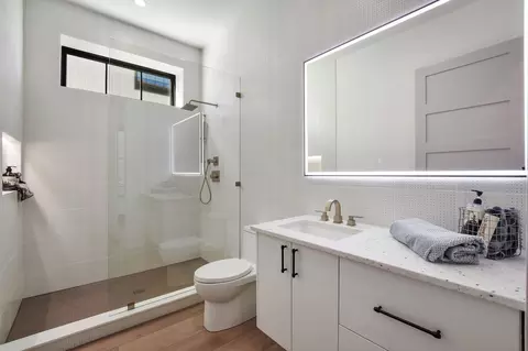 Bath - 1301 O Reilly Dr, Austin, TX 78734 photo 1 of 3