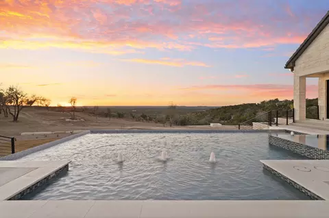 1562 Canyon Crossing View Vw, Dripping Springs, TX 78620