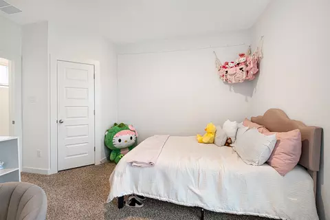 Bedroom - 12612 Penguin Path, Manor, TX 78653 photo 4 of 7