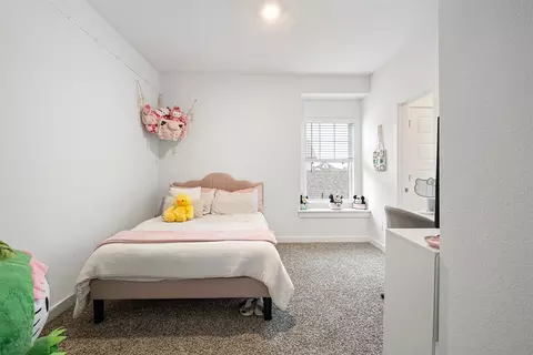 Bedroom - 12612 Penguin Path, Manor, TX 78653 photo 3 of 7