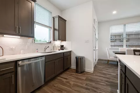 Kitchen - 12612 Penguin Path, Manor, TX 78653 photo 3 of 4