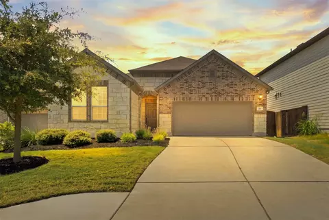 218 Thurman Holt Rd, Hutto, TX 78634