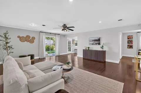 2114 Lanier Dr, Austin, TX 78757