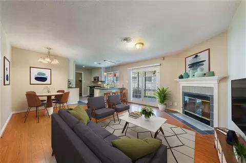 2004 Teakwood Dr, Austin, TX 78757