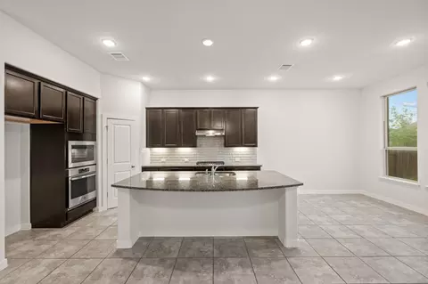 Kitchen - 136 Tailwind Dr, Kyle, TX 78640 photo 1 of 1