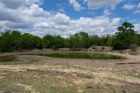 446 Herron Trl, Mcdade, TX 78650 photo 11