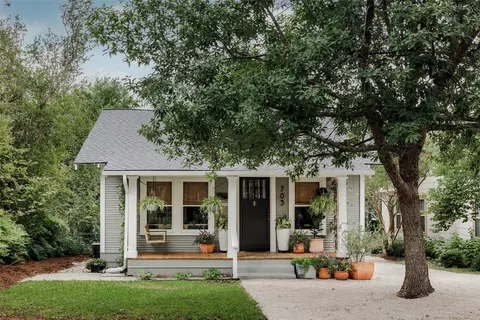 703 E 45th 12 St, Austin, TX 78751
