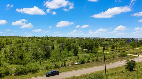 2500 NE County Road 466 Dr, Elgin, TX 78621 photo 11