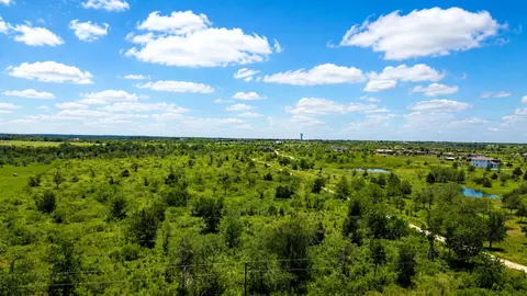 2500 NE County Road 466 Dr, Elgin, TX 78621 photo 7