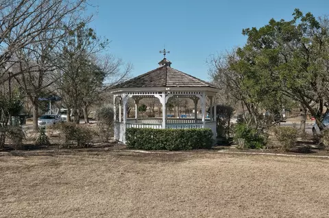 Exterior - 448 Tobin Dr, Buda, TX 78610 photo 9 of 10