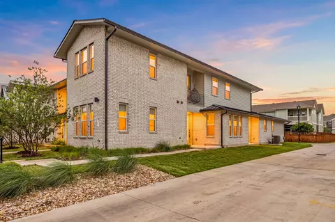 2409 Simond Ave #E, Austin, TX 78723