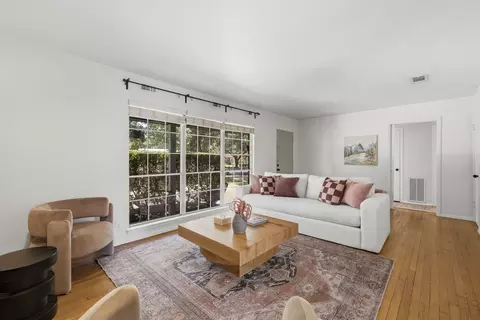 1609 Larkwood Dr, Austin, TX 78723