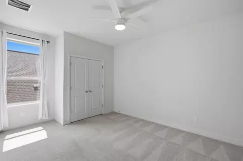 Bedroom - 213 Diamondback Dr, Georgetown, TX 78628 photo 5 of 5