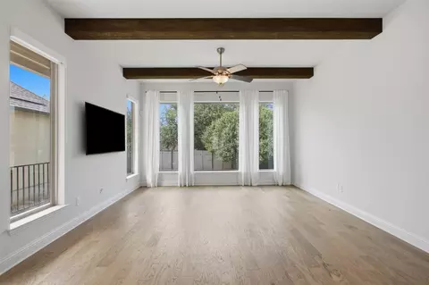 Living - 213 Diamondback Dr, Georgetown, TX 78628 photo 3 of 5