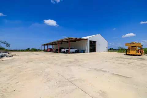 Exterior - 139 Sky Trl, Harper, TX 78631 photo 2 of 5