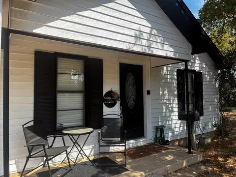 109 E 105 E Leon St, Gatesville, TX 76528
