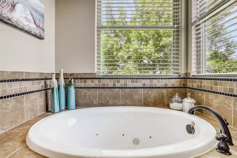 Bath - 101 Adobe Cv, Georgetown, TX 78633 photo 3 of 9